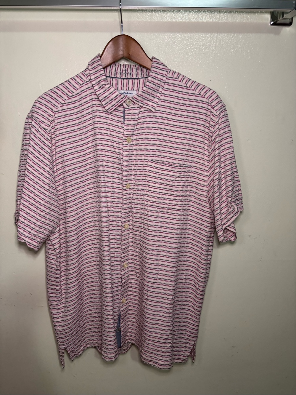 Tommy Bahama Men's Silk Button Up Pink Short Sleeve Shirt L Coastal Luxury